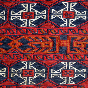 絨毯キリムの中の芸術的幾何学模様